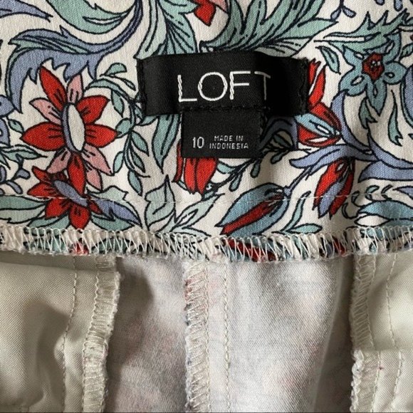 LOFT Women's Floral/Leaf Print Shorts Size 10 Cotton Blend - Picture 6 of 8